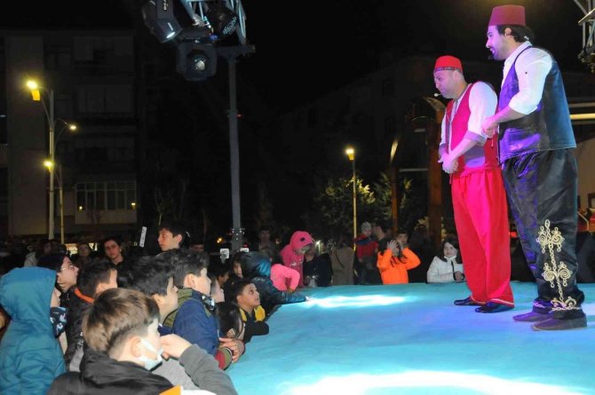 Akşehir Belediyesinin geleneksel Ramazan eğlencelerine yoğun ilgi