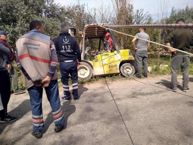 Devrilen forkliftin altında kalarak yaşamını yitirdi