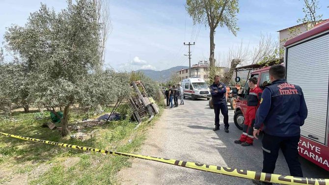 Devrilen forkliftin operatörü hayatını kaybetti