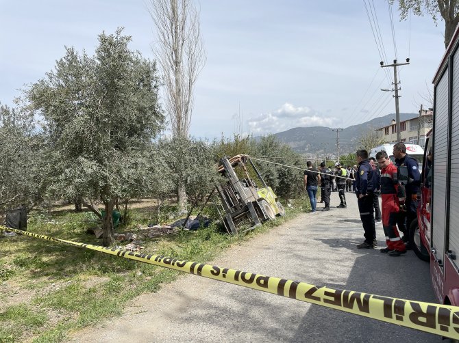 Devrilen forkliftin operatörü hayatını kaybetti