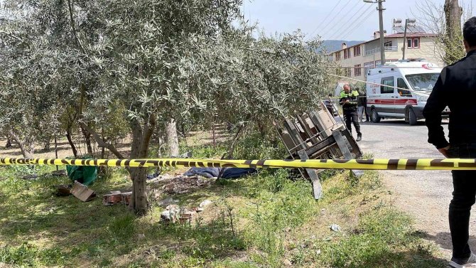 Devrilen forkliftin operatörü hayatını kaybetti