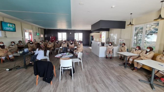 Fabrikalarda kansere farkındalık eğitimi düzenlendi