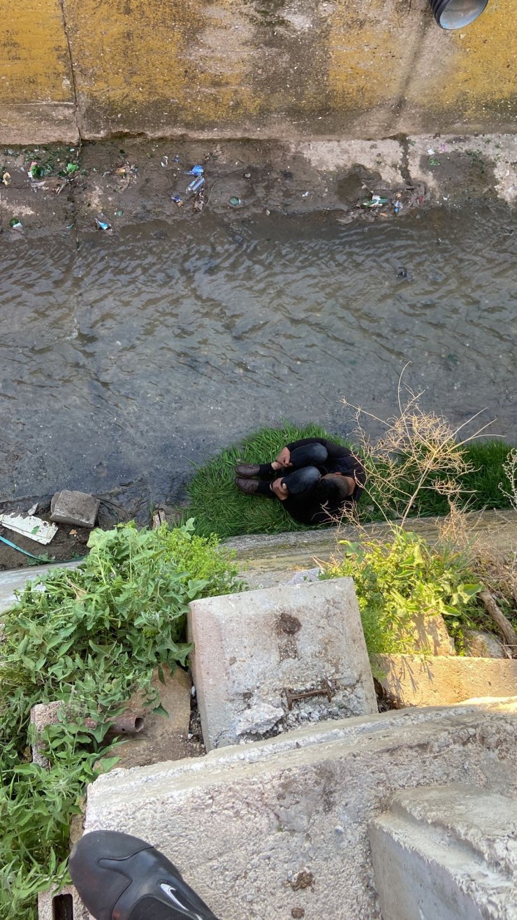 Kırıkkale'de dereye düşen alkollü kişiyi itfaiye kurtardı