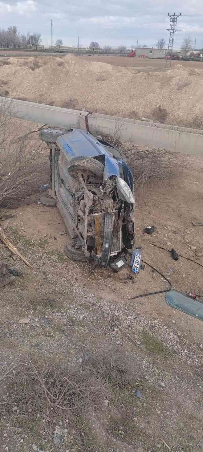 Konya’da otomobil takla attı: 6 yaralı
