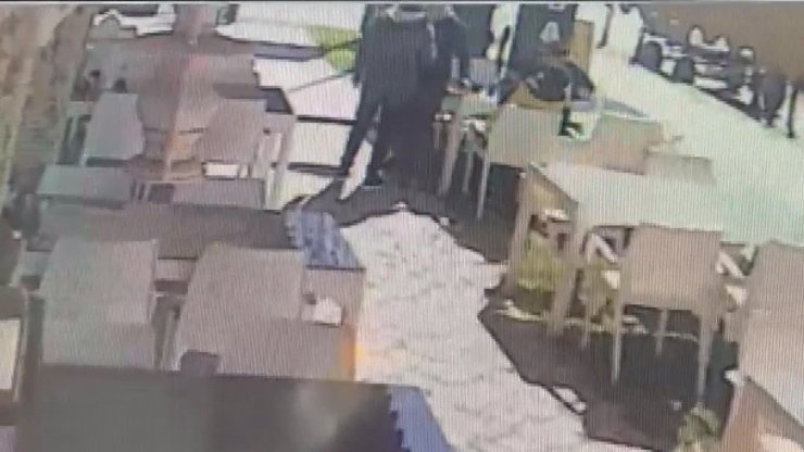 Kuzenlerin 'müzikçalar' kavgası cinayetle bitti  