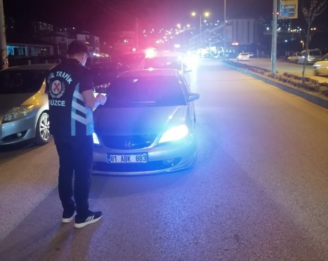 Trafik denetiminde 10 sürücü cezadan kaçamadı