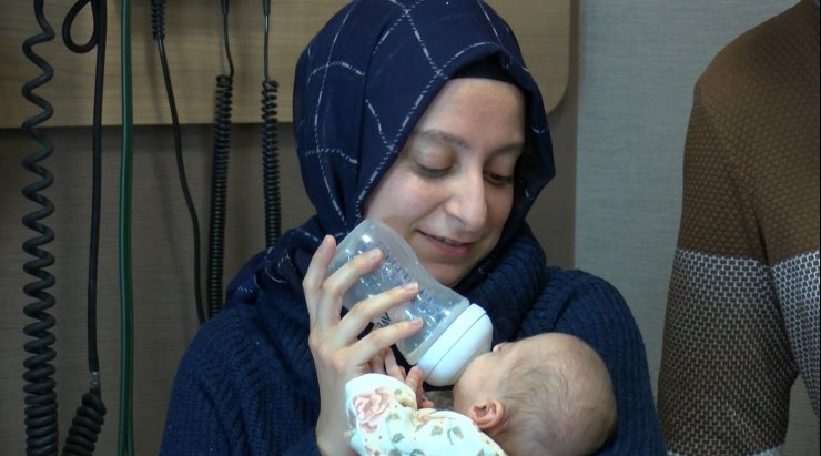 Üçüz kardeşlerden Nisa bebek, mucizeyle hayata tutundu