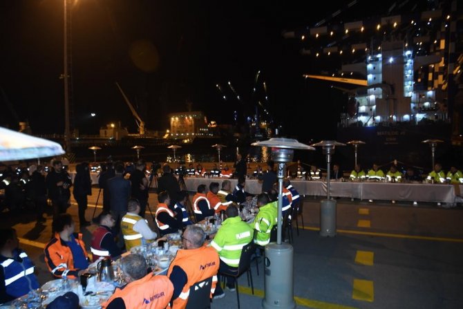 Ulaştırma ve Alt yapı Bakanı Adil Karaismailoğlu: “Bu yılki hedefimiz 250 milyar ton”