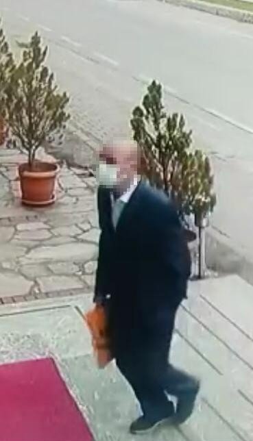 7 bin TL’lik bisikletin çalınma anı kamerada