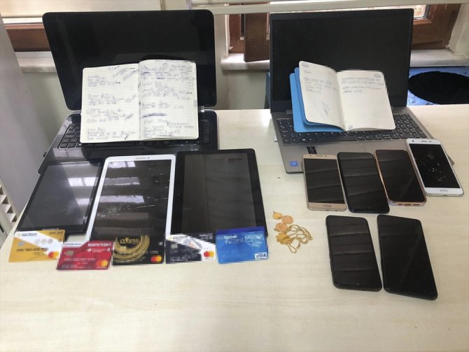 Dolandırıcılık şebekesi çökertildi