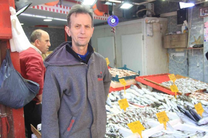 Balıkçılar uyarıyor: "Aldın aldın, almadın daha yiyemezsin"