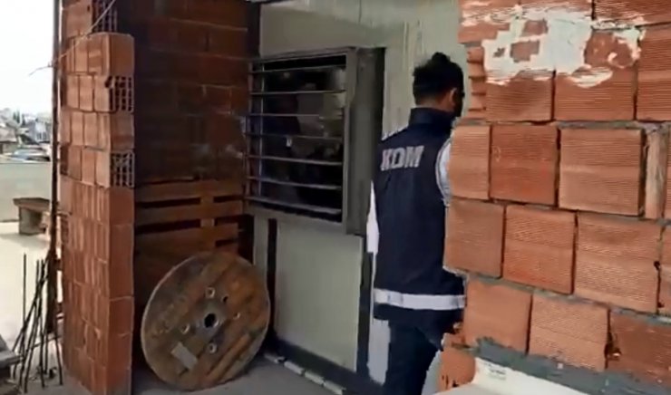 Kaçak cihazlarla kripto para üretimi yaparken yakalandı 