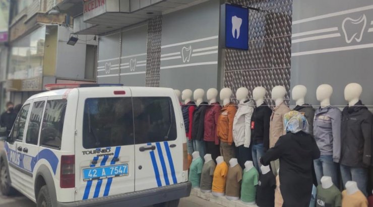 Konya'da diş hekimi ile hastayı ayırmaya çalışırken bıçaklandı