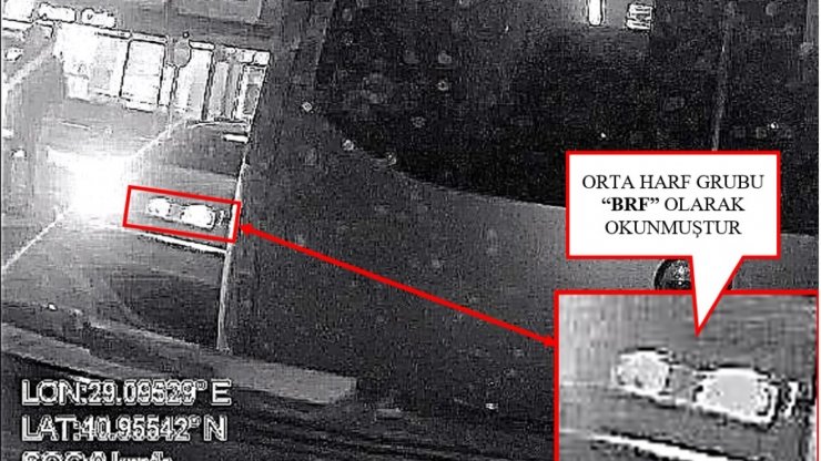 Lüks otomobillerin amblemlerini çalan iki kişi tutuklandı