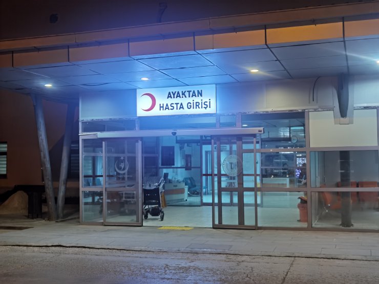 Tunceli'de şarampole yuvarlanan otomobildeki hakim, savcı ve avukat yaralandı