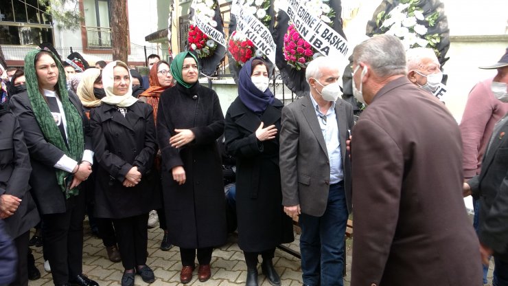 AK Parti'li Aksal'ın annesi son yolculuğuna uğurlandı