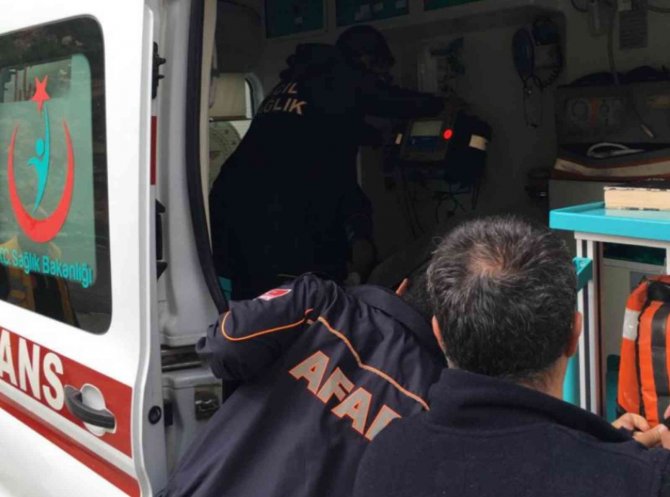 Boş su kuyusuna düşen genç AFAD ekipleri tarafından kurtarıldı