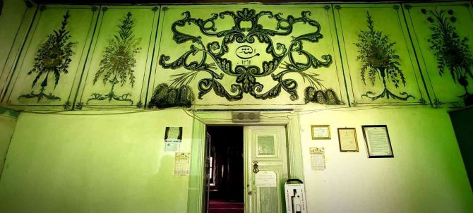 Bu köyün camisini görmek için geliyorlar