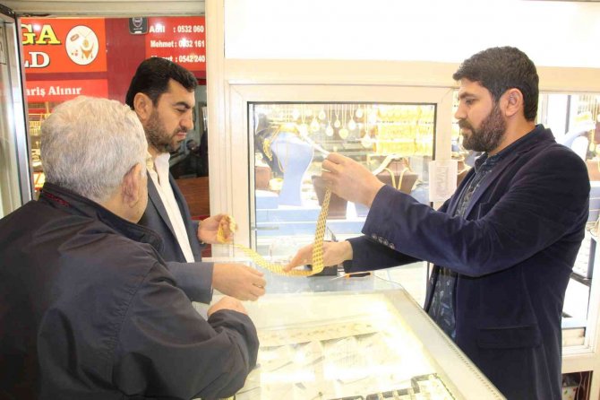 Düğün hazırlığında olan çiftlere sahte altına karşı uyarı