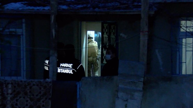 İstanbul'da uyuşturucu tacirlerine yönelik operasyon
