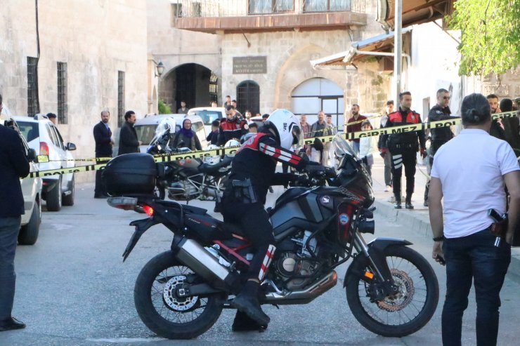 Şanlıurfa'da silahlı kavga; 2'si yoldan geçen 4 kişi yaralandı