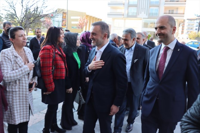 AK Parti Genel Başkan Yardımcısı Kandemir, AK Parti Kilis İl Başkanlığını ziyaret etti