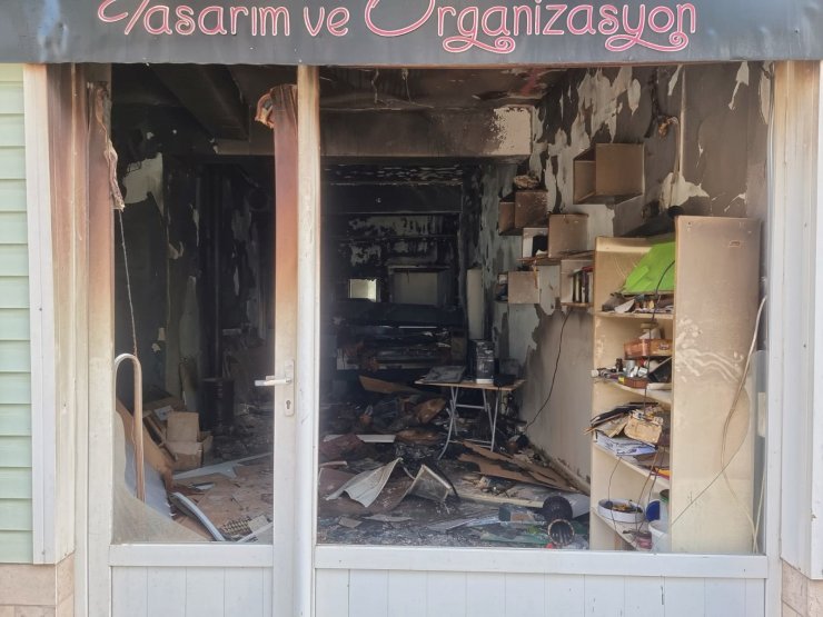 Kadın girişimcinin 5 yıllık emeği, yarım saatlik yangında kül oldu