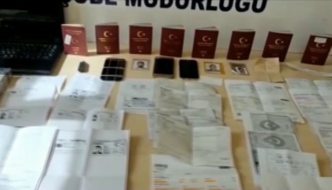Sahte pasaportla göçmen kaçakçılığı yapan şüpheli yakalandı