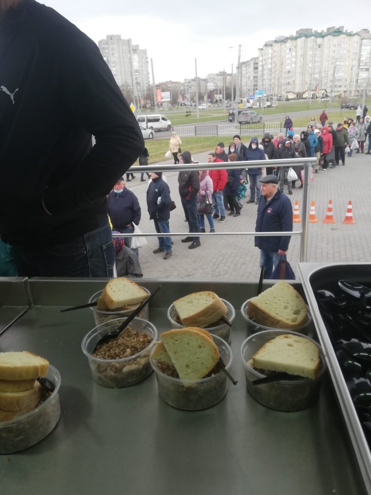 Türkiye'den Ukrayna'ya 67 TIR yardım gönderildi