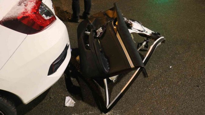 Yarım saat arayla gerçekleşen iki farklı trafik kazası: Toplam 9 yaralı