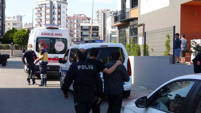 Çocuğunu görmeye geldi boşanma aşamasındaki eşini rehin aldı