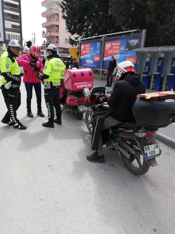 Çorum’da motosiklet sürücüleri denetlendi