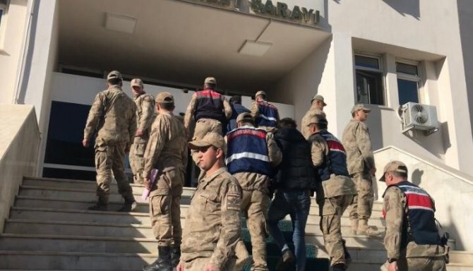 İşlenen çifte cinayette baba-oğul adliyeye sevk edildi