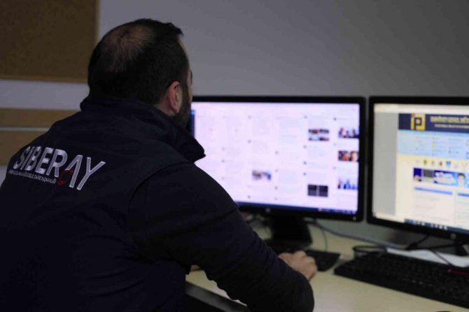 Konya'daki siber polisler alileri bilgilendiriyor; Dikkat edin!