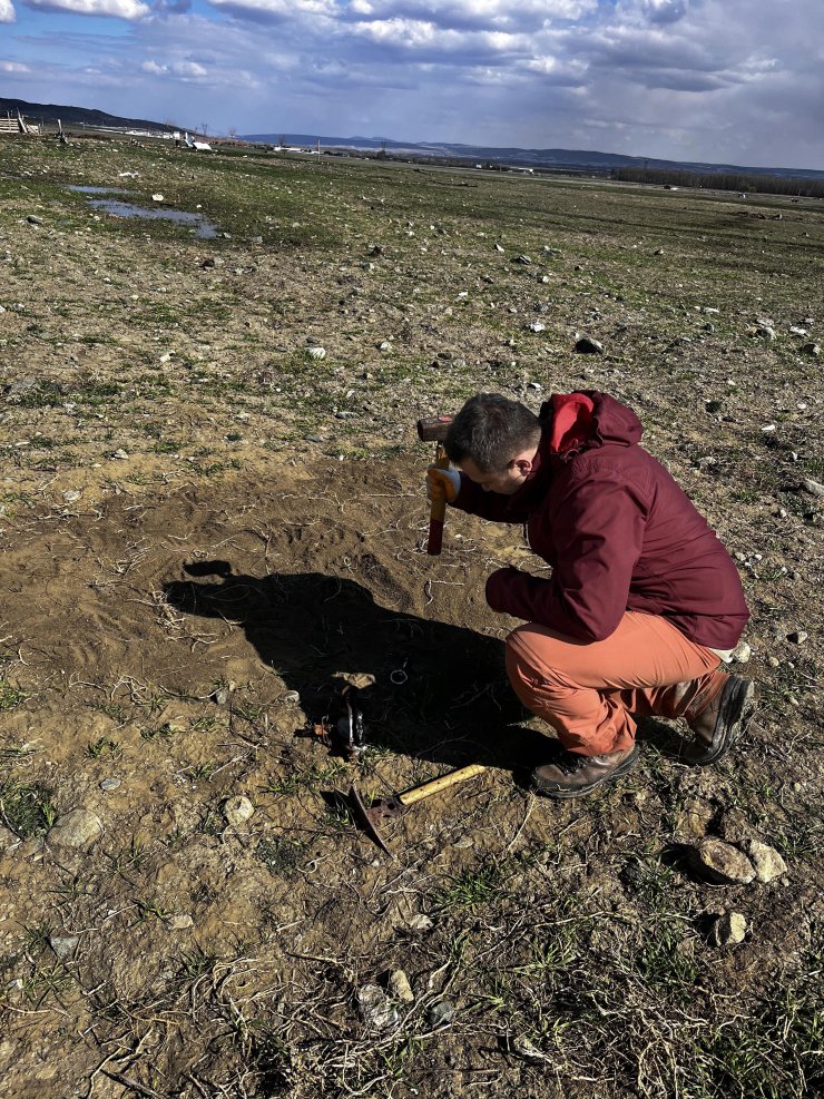 Nesli tehlikede olan küçük akbabalar, uydudan takip edilecek