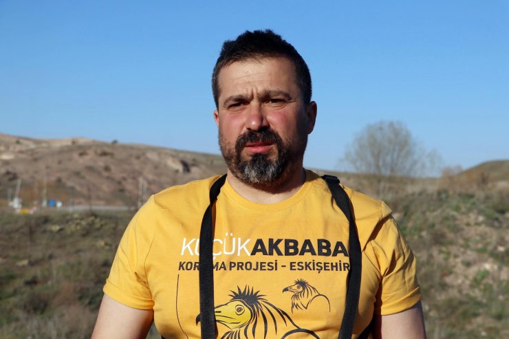 Nesli tehlikede olan küçük akbabalar, uydudan takip edilecek