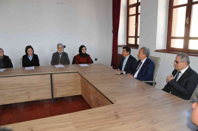 Akşehir Belediyesinde 16 memur işe başladı