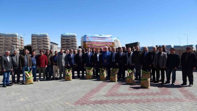 Atıl araziler tarıma kazandırılıyor