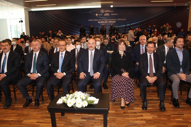 Bilişim Vadisi'nde yapay zeka ve coğrafi işaretli ürünlerde iş birliği imzaları atıldı