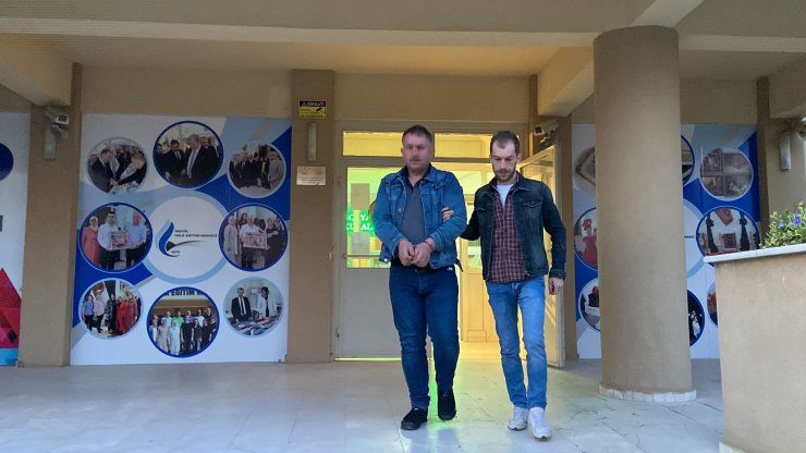 Ehliyet sınavında üzerinde düzenek bulundu