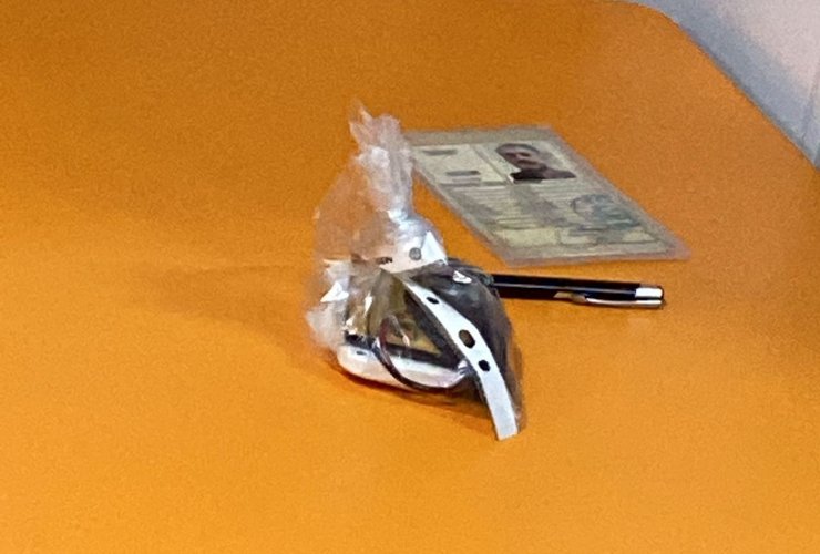 Ehliyet sınavında üzerinde düzenek bulundu