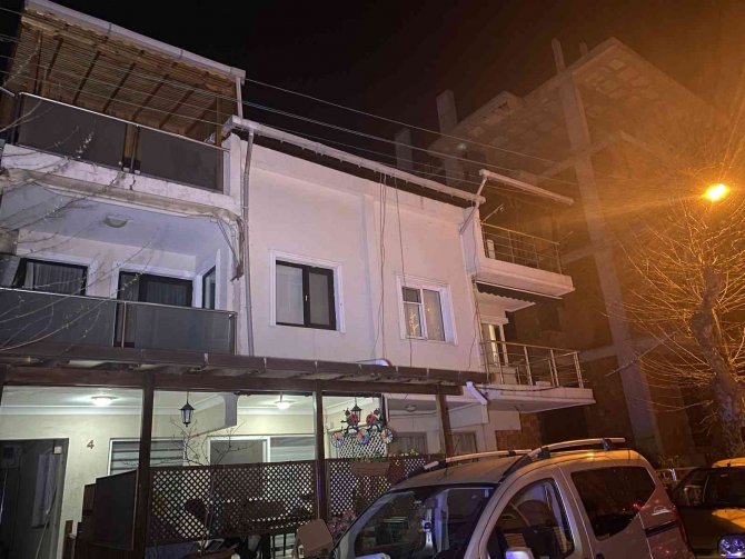 Eşini göğsünden bıçaklayarak ağır yaralayan alkollü şahıs tutuklandı