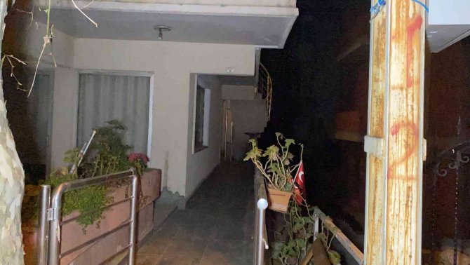 Eşini göğsünden bıçaklayarak ağır yaralayan alkollü şahıs tutuklandı