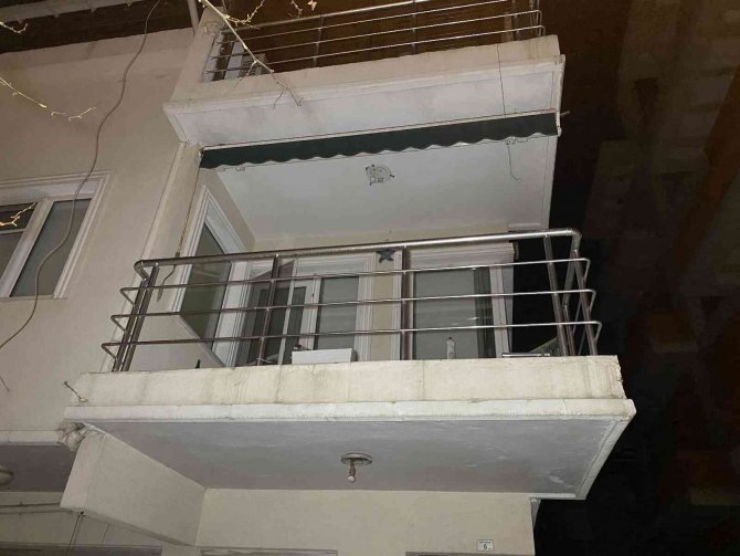 Eşini göğsünden bıçaklayarak ağır yaralayan alkollü şahıs tutuklandı