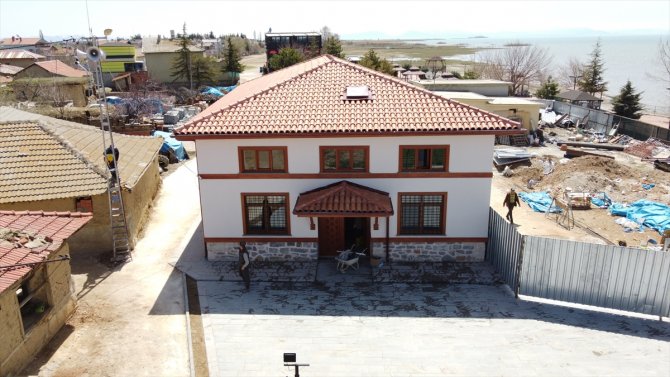 Hüyük'te restorasyonu tamamlanan tarihi cami ibadete açıldı