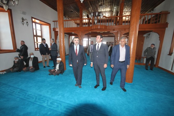 Hüyük'te restorasyonu tamamlanan tarihi cami ibadete açıldı