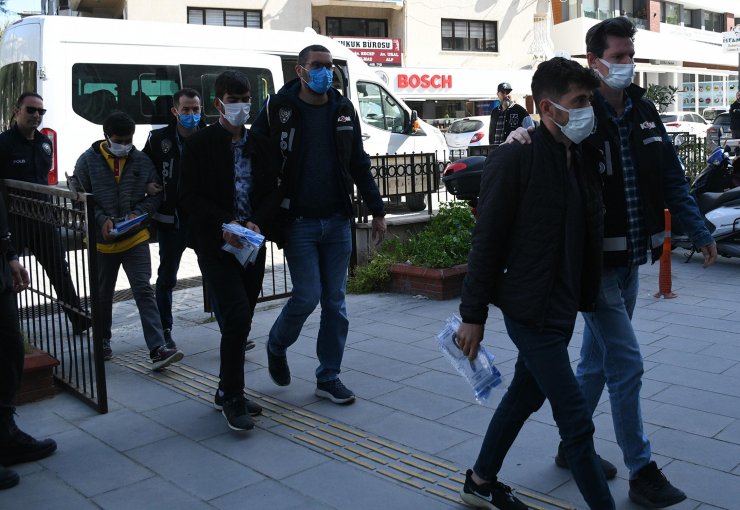 Yazar Ergün Poyraz taburcu oldu, 6 darp şüphelisi adliyede