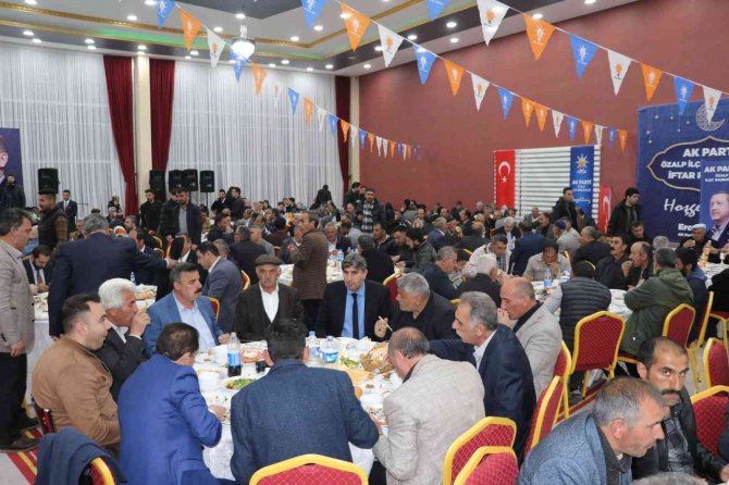 Bakan Kurum: "Cumhurbaşkanımızı daha büyük hedefler için yeniden seçeceğiz"