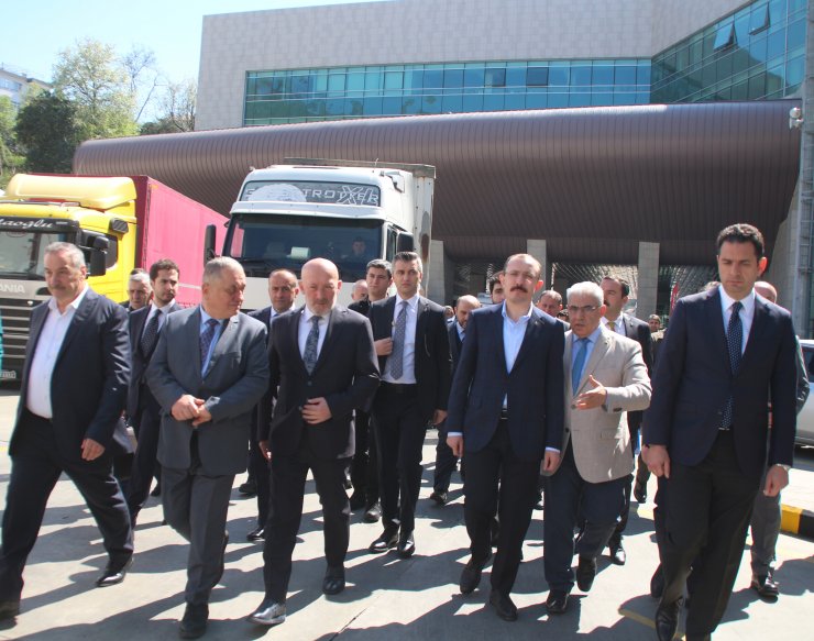 Bakan Muş: Sarp Sınır Kapısı yoğunluğu için gümrük idaresi tedbirler alıyor