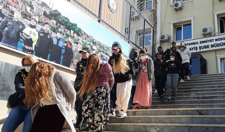 Çarşaflı hırsızlık çetesine baskın